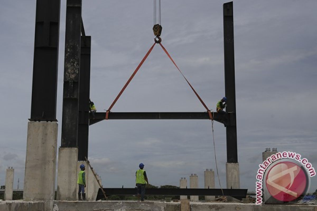 Pembangunan jembatan terpanjang di Indonesia