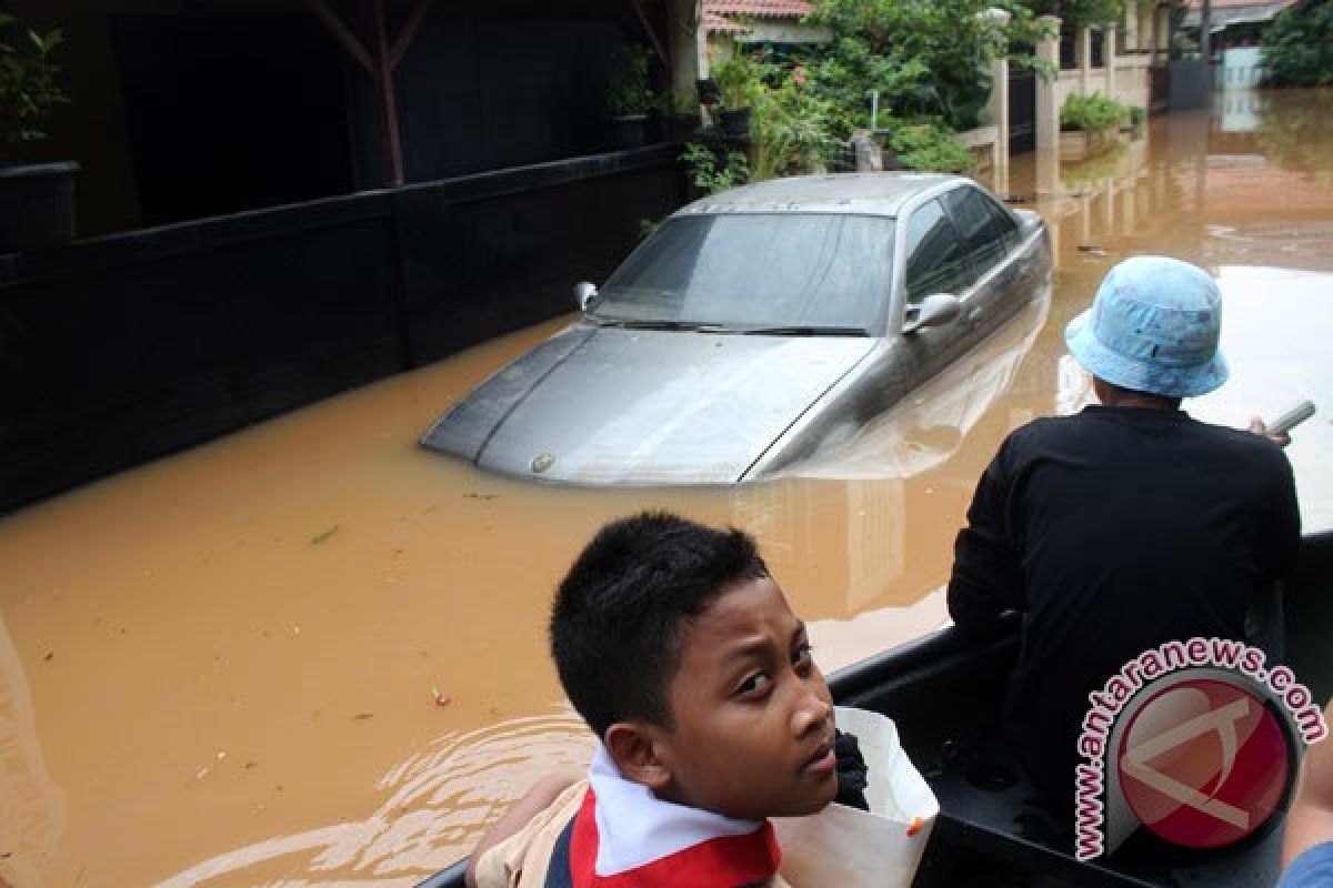 Pemkot Bekasi akui penanggulangan banjir belum optimal