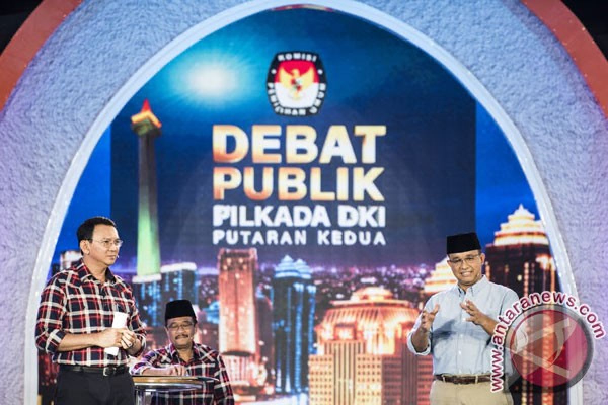 Relawan Ahok laporkan ketua KPU DKI Jakarta terkait debat