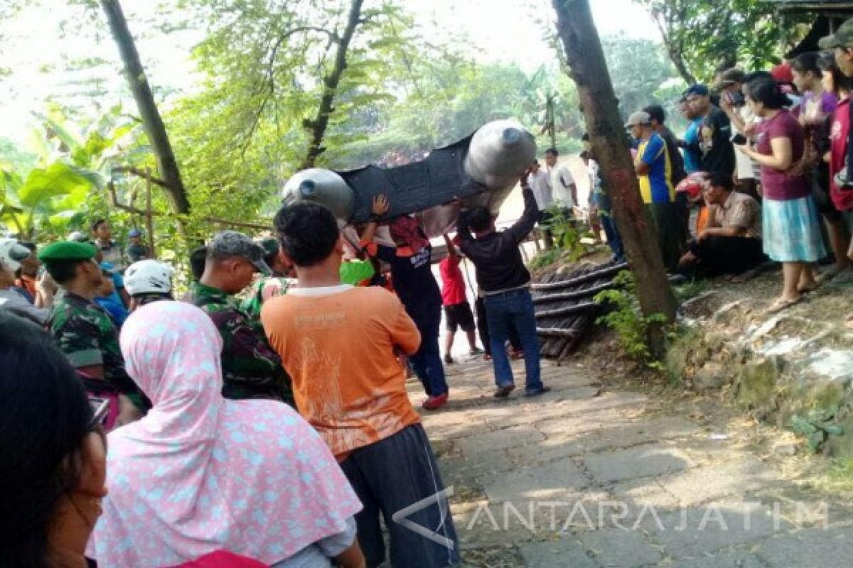 14 Orang Tenggelam, Dua Ditemukan Meninggal Akibat Perahu Terbalik di Gresik (Video)