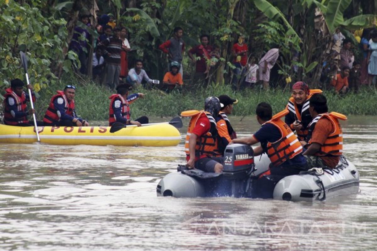 Total Korban Tewas Perahu Terbalik di Gresik Jadi Enam Orang