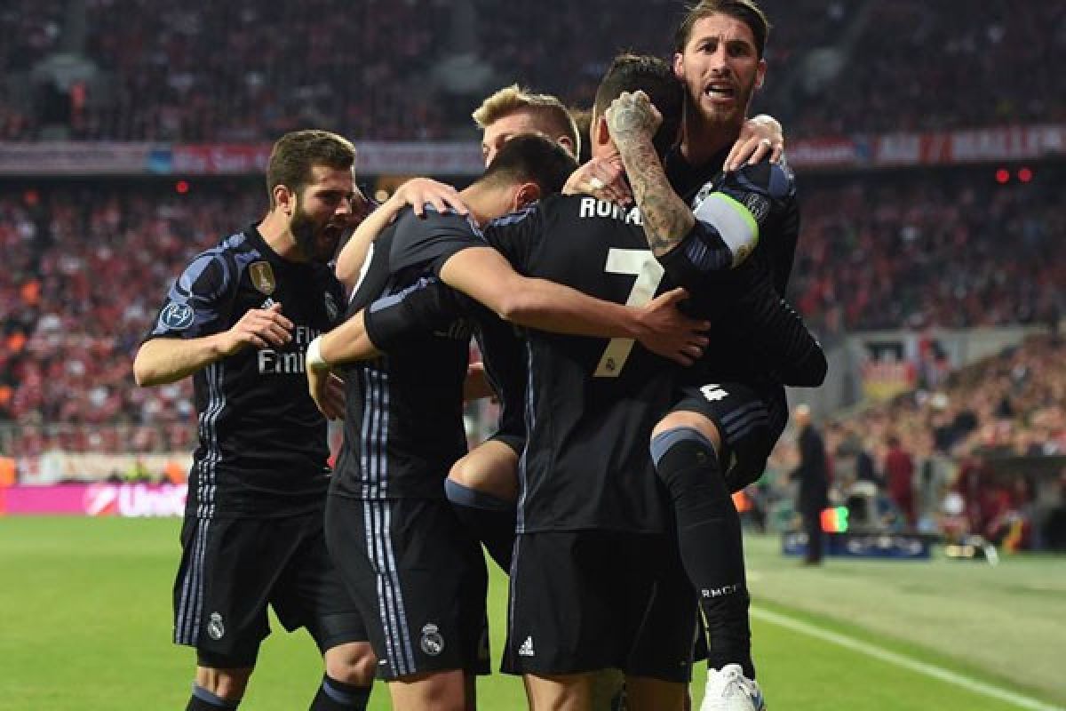 Dua Gol Ronaldo Amankan Kemenangan Real Atas Bayern