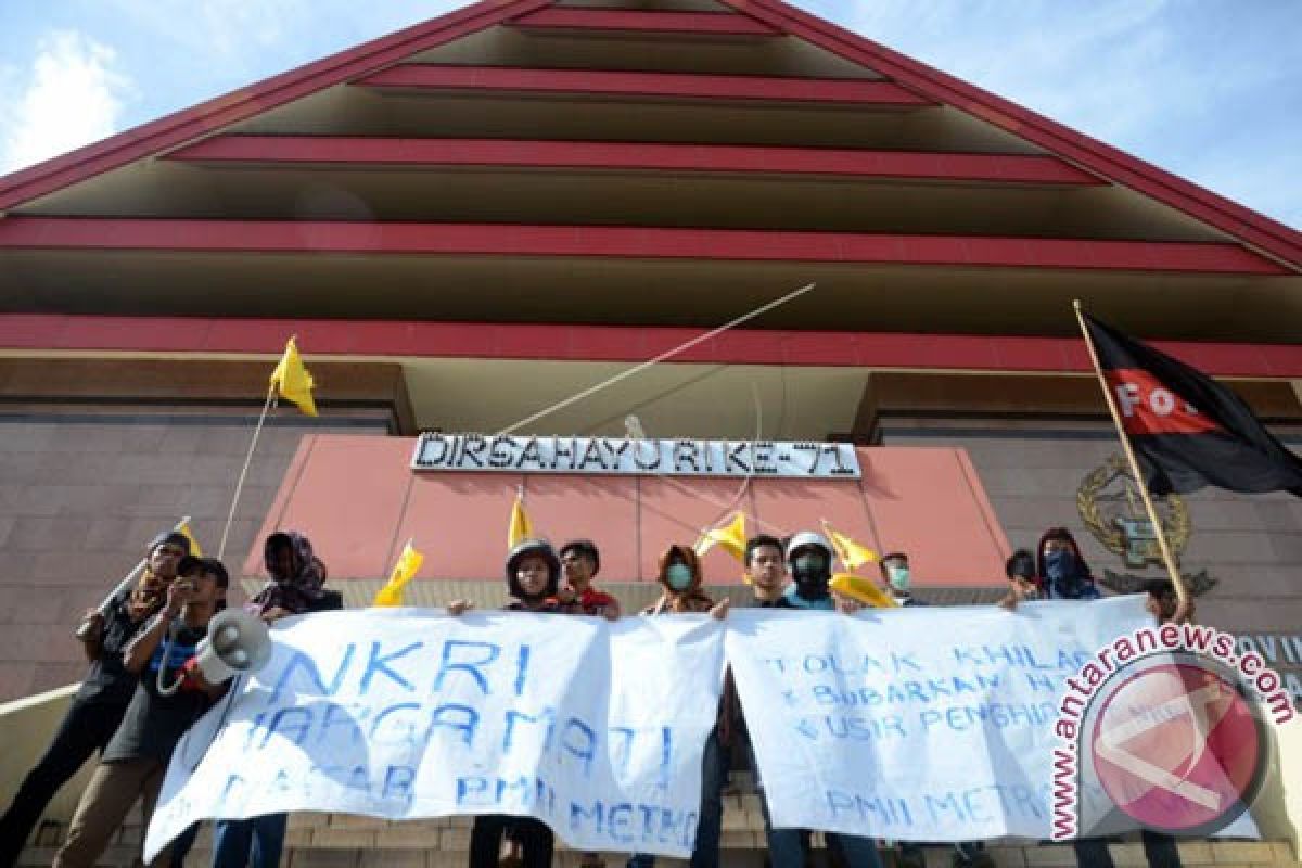 TOLAK TABLIGH AKBAR HTI