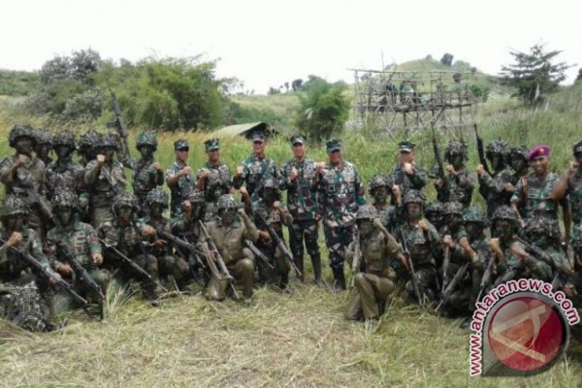 Dankormar Tinjau Latihan Tempur Marinir Di Sukabumi