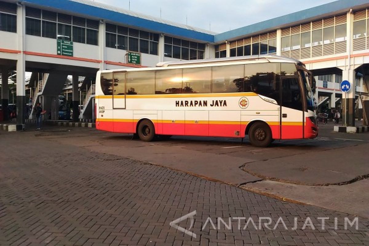 Penumpang Terminal Purabaya Surabaya Capai 30 Ribu