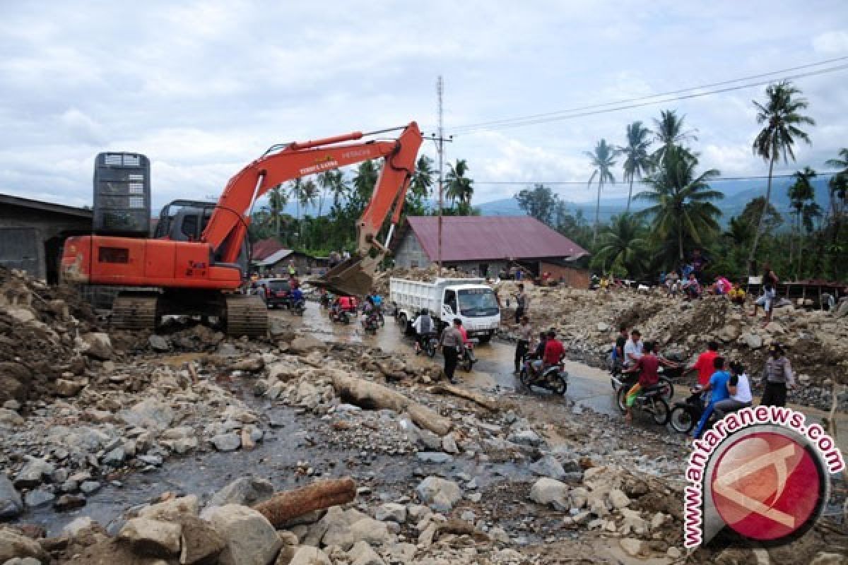 Banjir Bandang Aceh Tenggara, tiga desa terisolasi sudah dapat dilalui