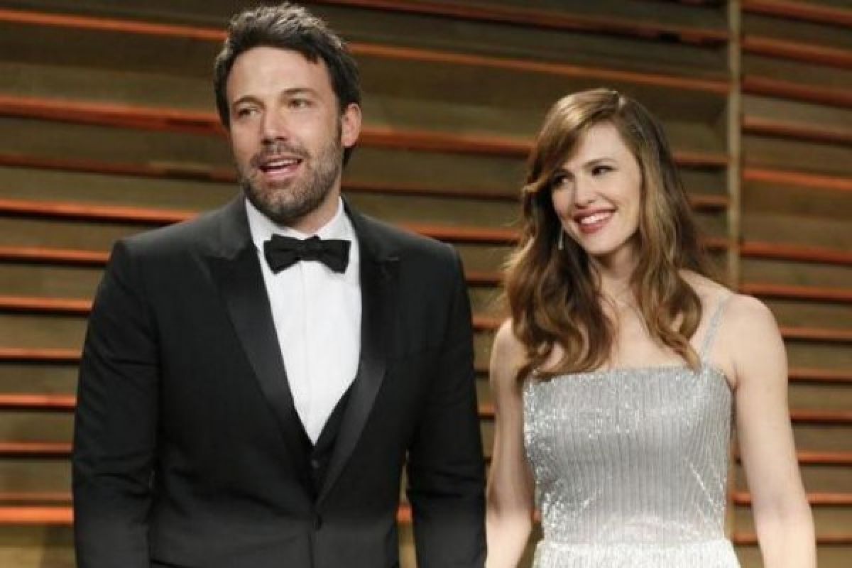 Jennifer Garner dan Ben Afflek ajukan percerian