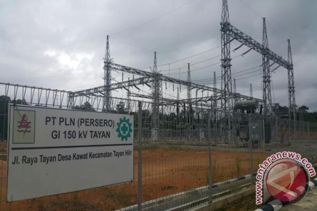 PLN operasikan transmisi listrik di Kabupaten Sanggau