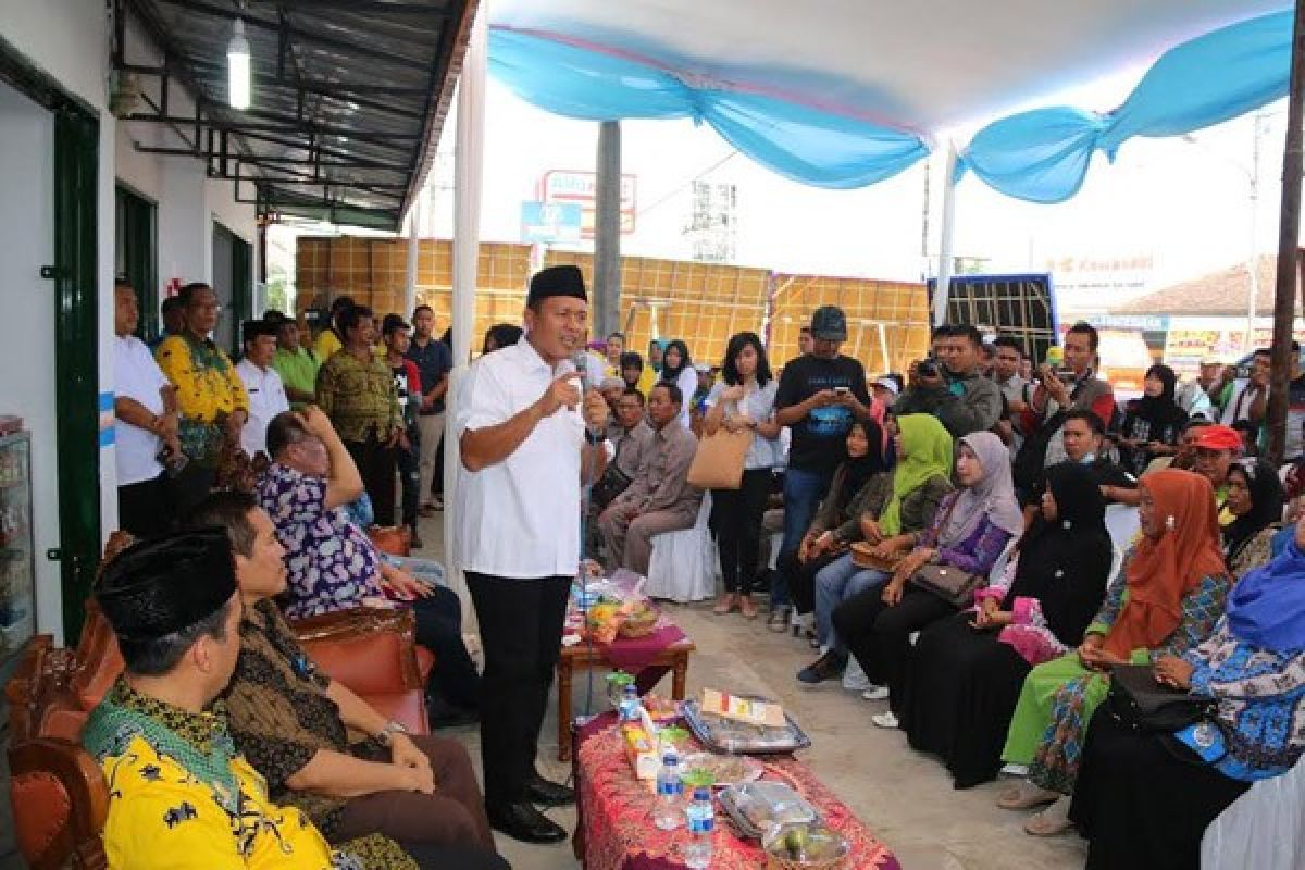 Saung Ronda Pamerkan Produk Unggulan Lampung Tengah 