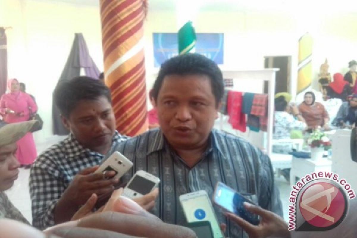 Muna Tetapkan Lima Desa Jadi Kampung Tenun