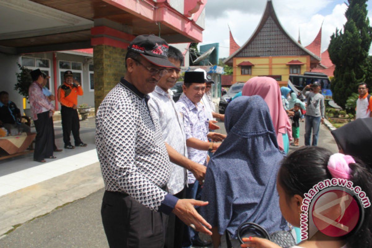 Rombongan Seni Koto Gaek Ke TMII Promosikan Daerah