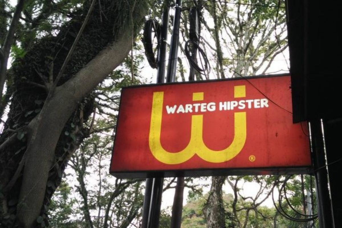 Mencicipi warteg kekinian, Warteg Hipster Bandung