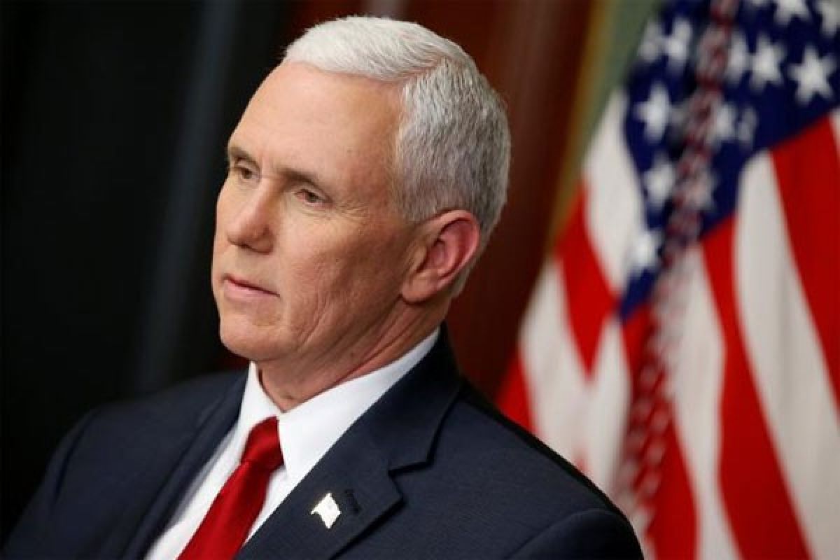 Mike Pence: AS akan kirim astronot ke bulan dan Mars