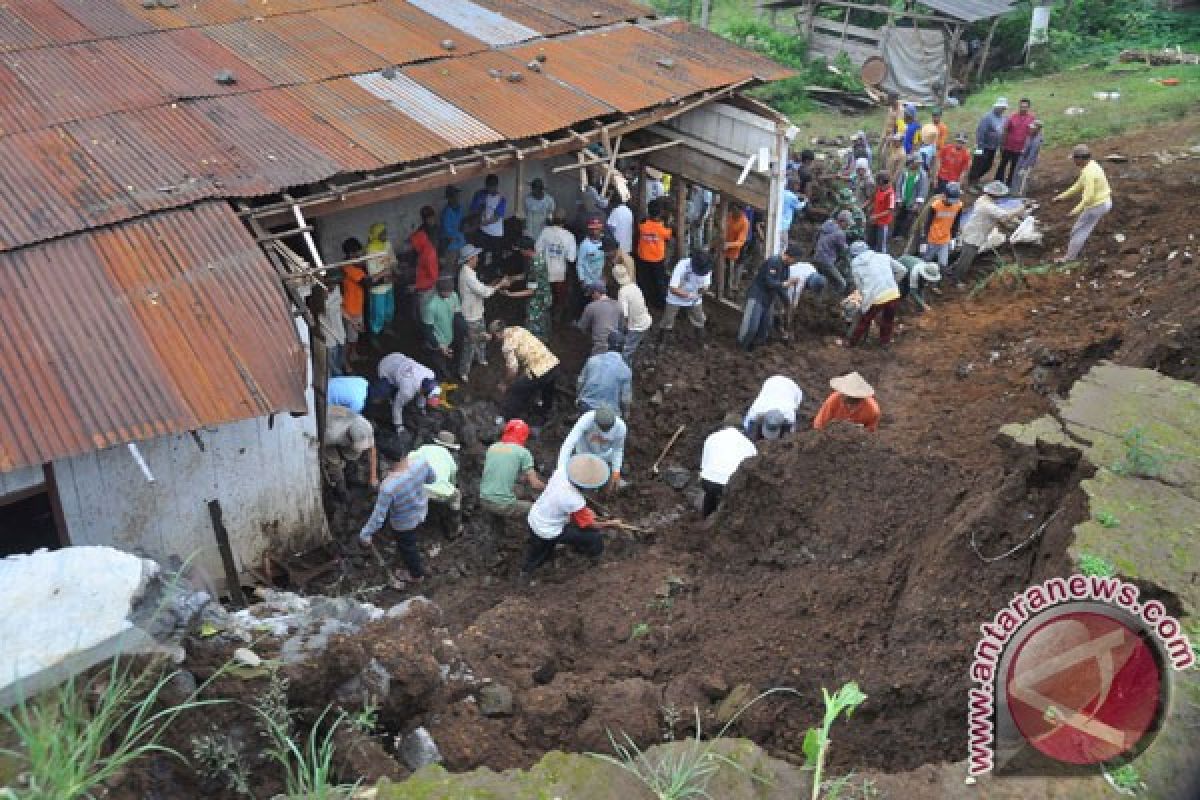 BPBD: enam bencana menimpa Padangpariaman kemarin