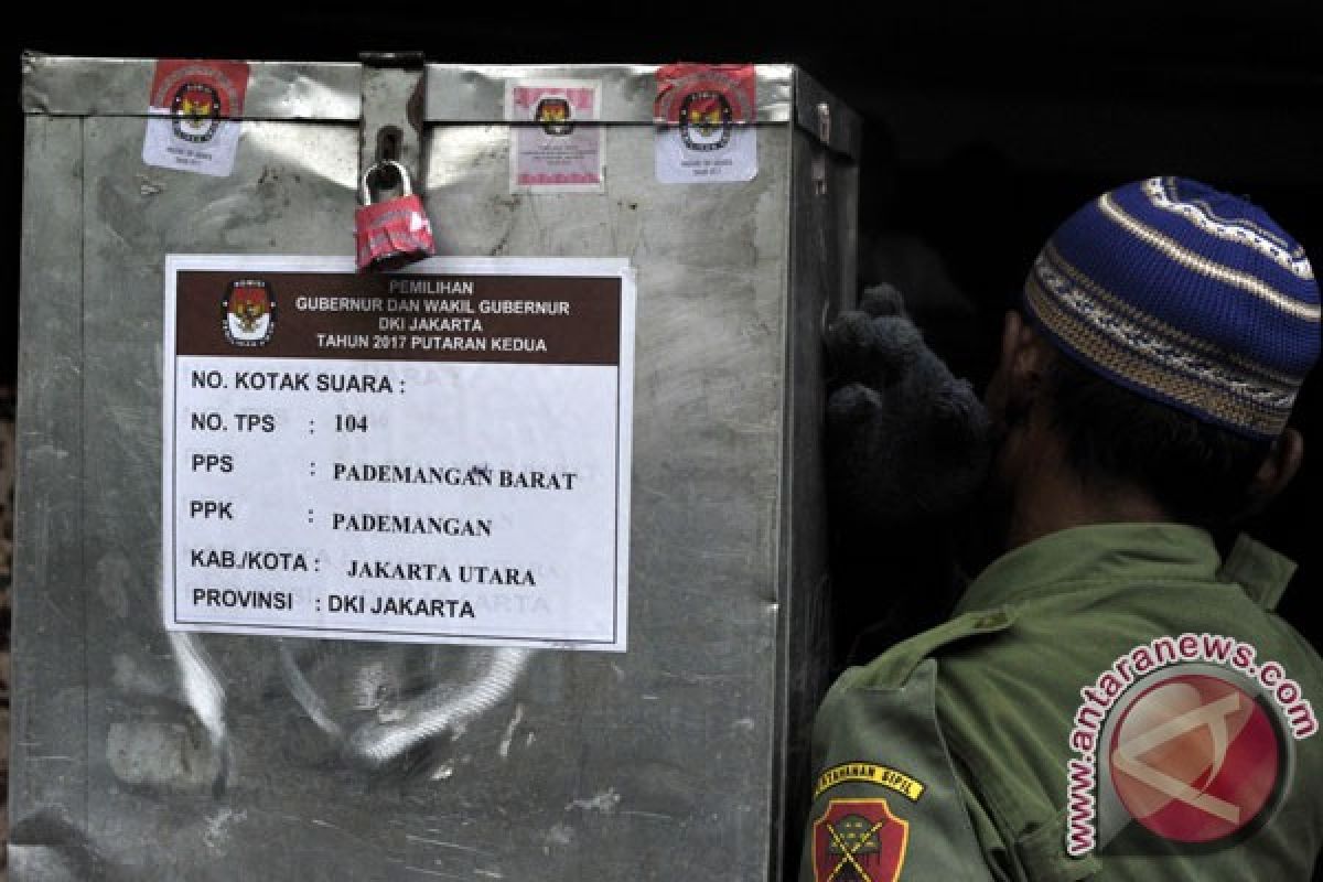 Polisi amankan kotak suara hingga pleno penghitungan