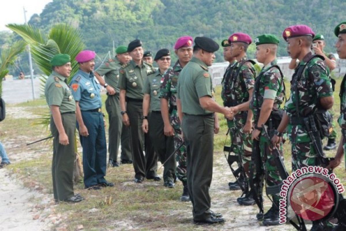 Prajurit Paskhas TNI-AU Amankan Pilkada di Halim