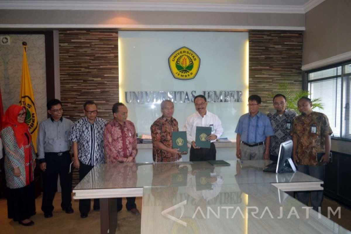 Unej Bantu Pembangunan SUTT PLN Jember