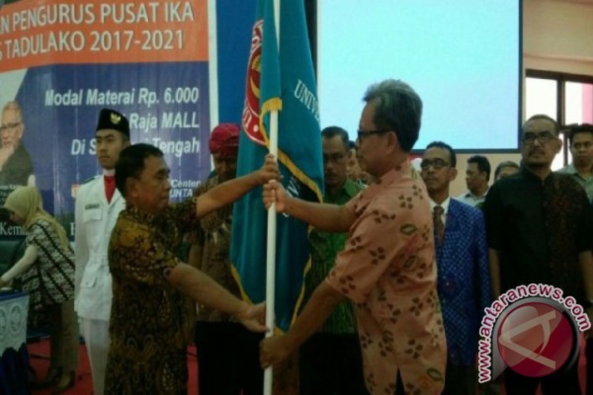 Pengurus Pusat Ikatan Alumni Untad Dikukuhkan