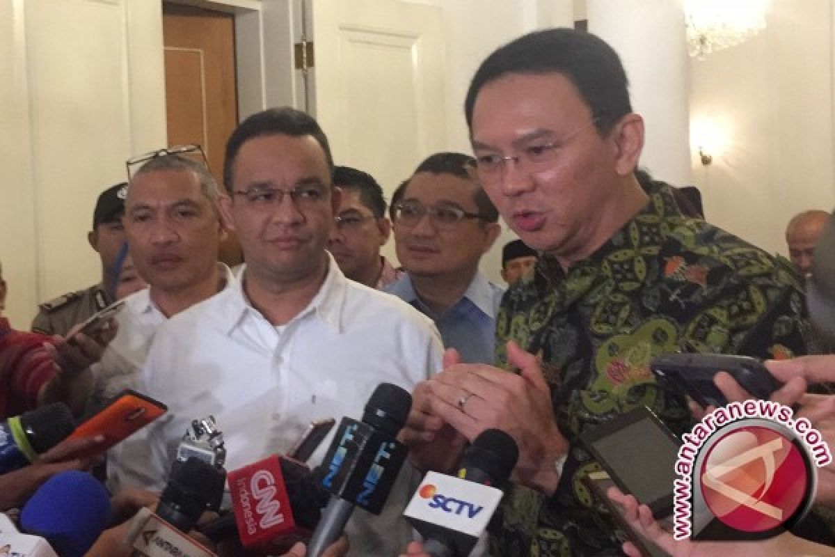 Wapres Amerika Serikat tiba di JakartaAnies bertemu Ahok di Balai kota pagi ini