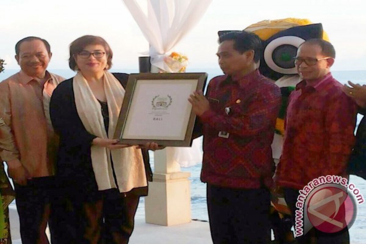Tripadvisor Serahkan Penghargaan Destinasi Terbaik Kepada Bali