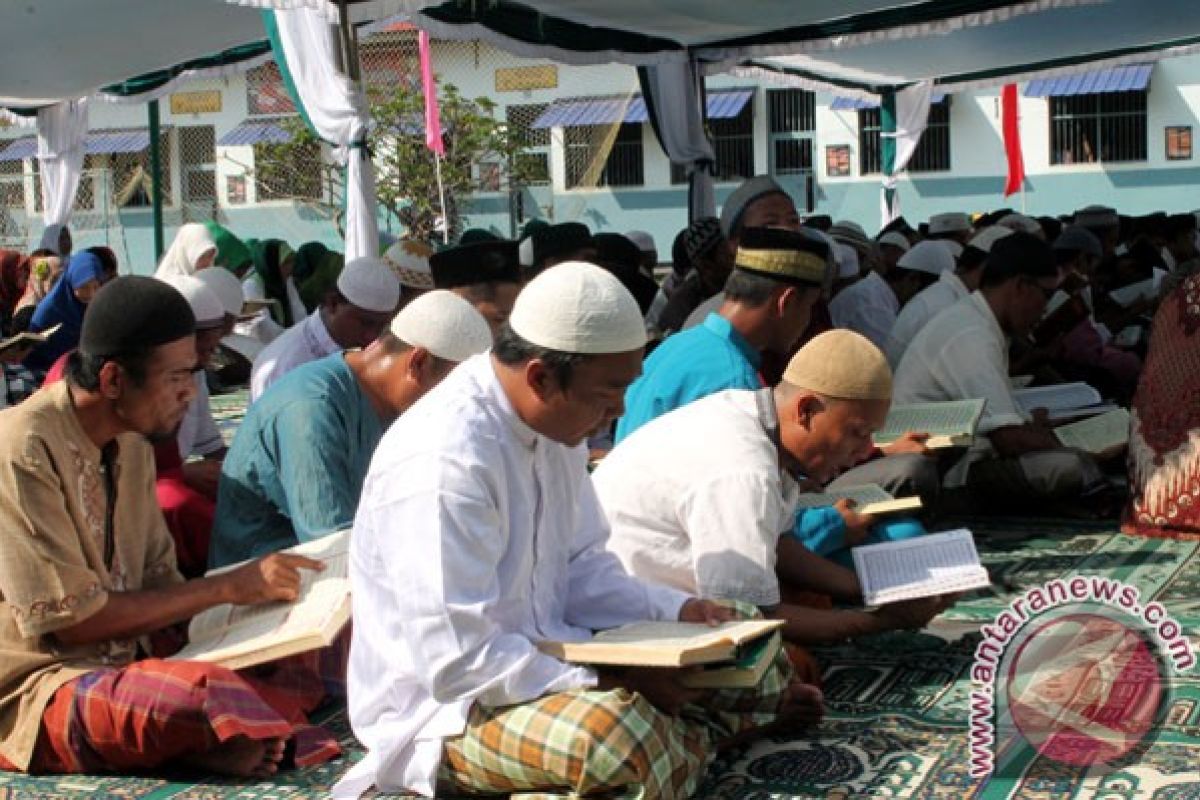 150 Penghuni Rutan Karimun Khatam Al Quran