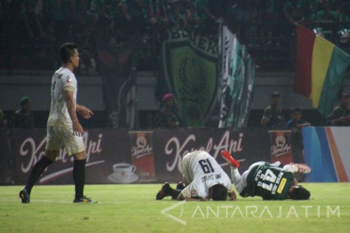 Pelatih Evaluasi Fisik dan Mental Pemain Persebaya