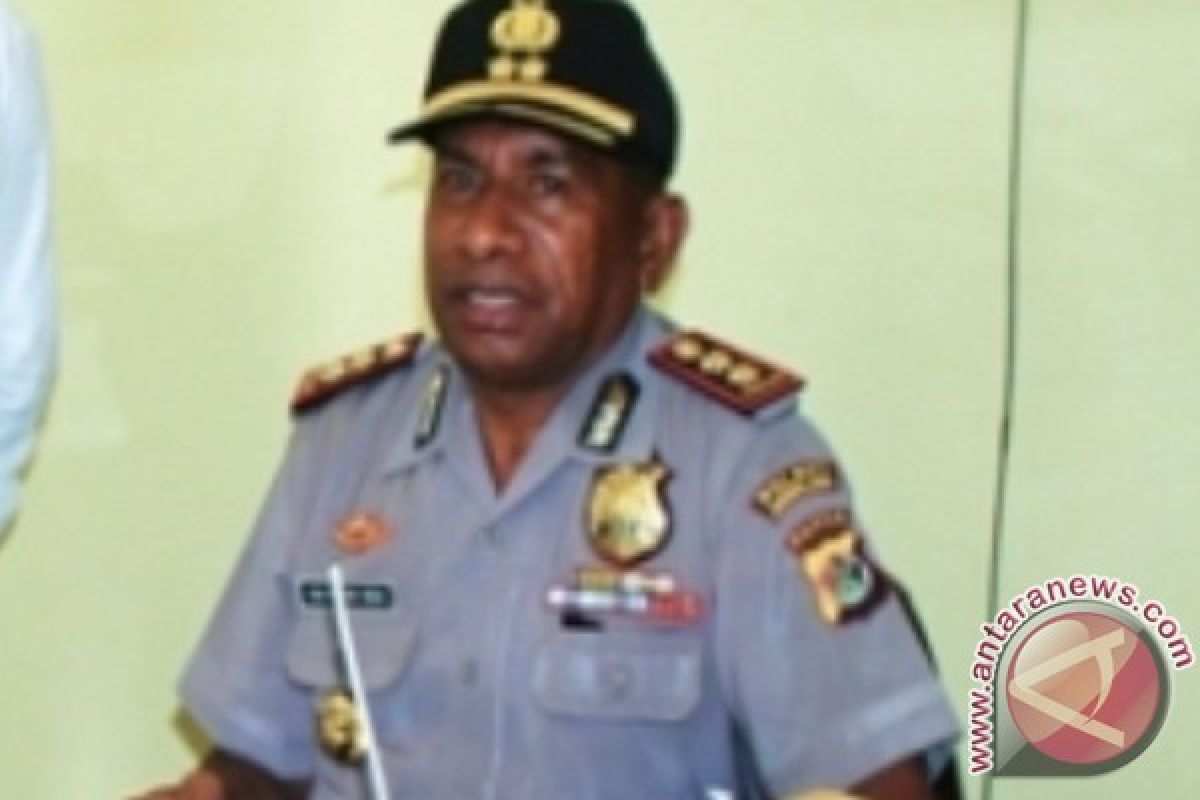 Polisi Jayawijaya dan Dewan Adat Baliem razia senjata tajam