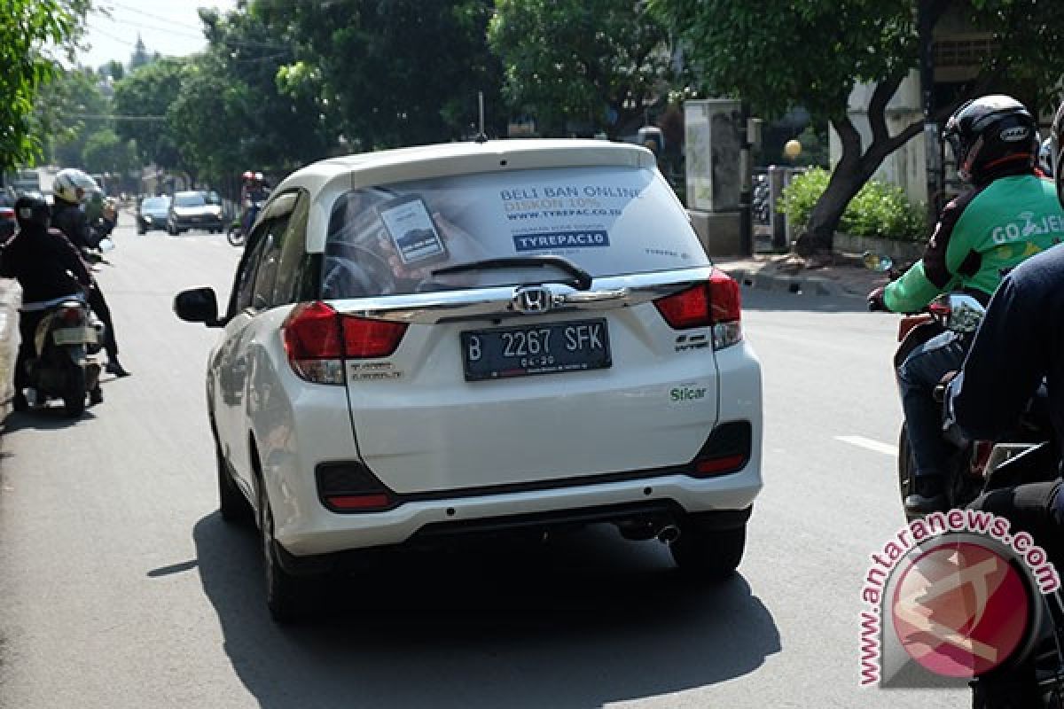 Sticar dan Marvons gabungkan keunggulan media iklan luar ruang