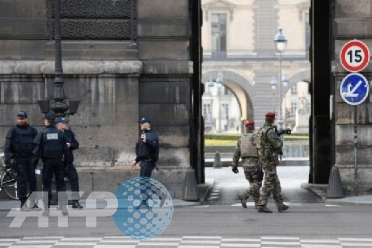 Penembakan di Paris Dua Polisi Tewas
