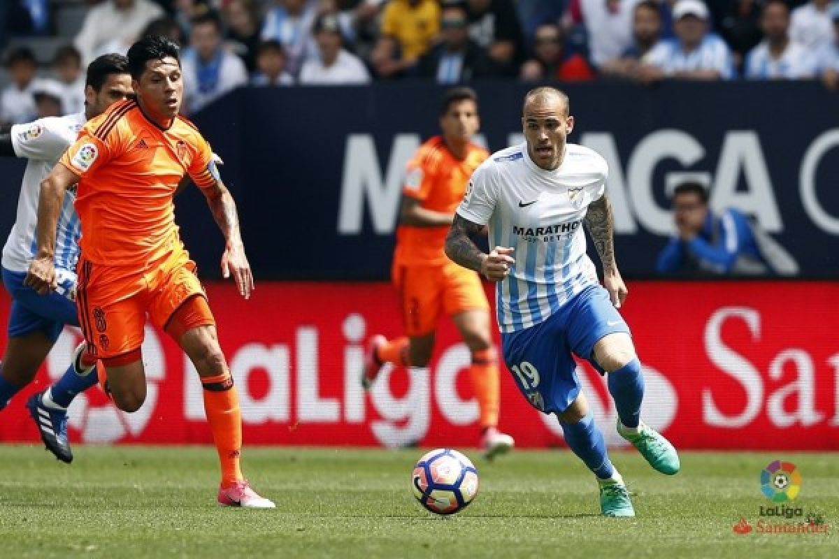 Malaga tundukkan Valencia 2-0