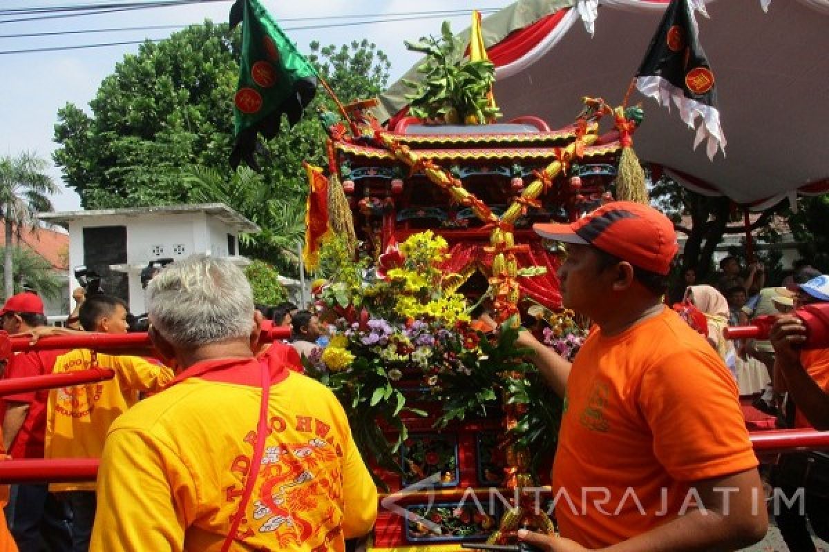  Wawali Kediri Minta Semua Umat Jaga Kerukunan Bersama (Video)   