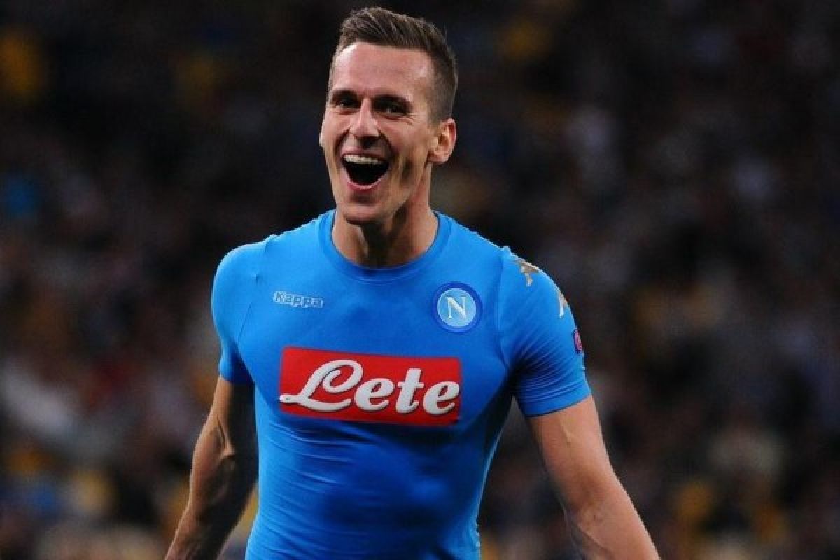 Arkadiusz Milik selamatkan Napoli dari kekalahan atas Sassuolo