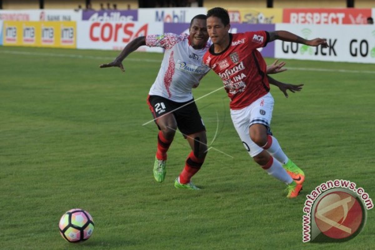 Persipura Tundukkan Bali United 2-1