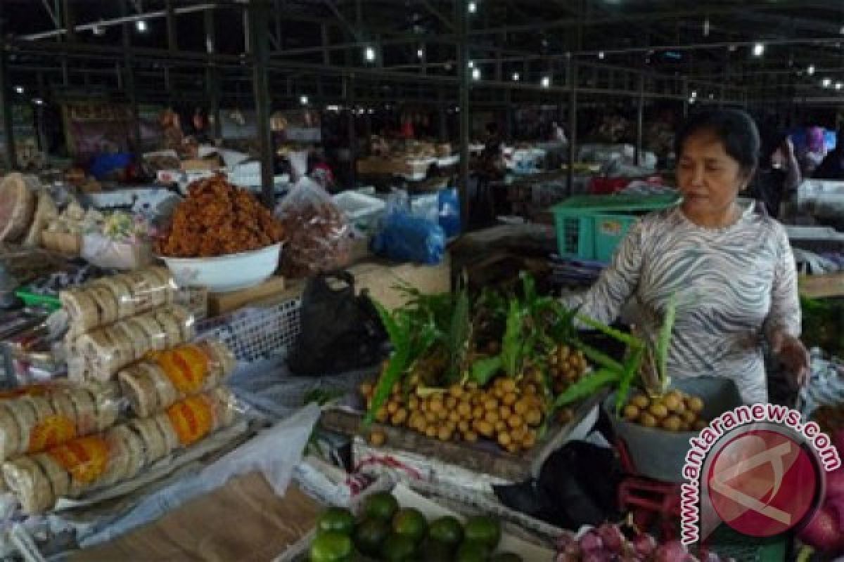 Harga bahan pokok di Jember merangkak naik