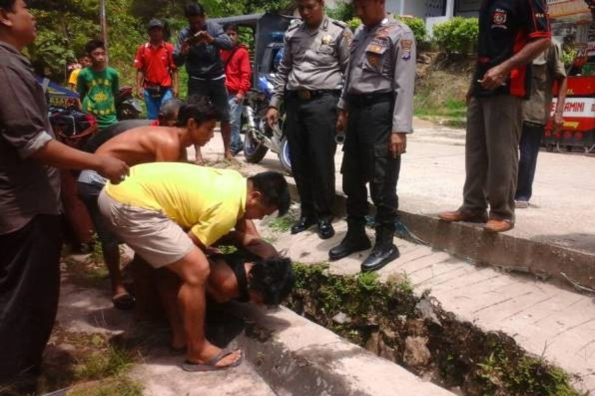 Durhaka! Anak Kondisi Mabuk Minuman Keras Aniaya Bapak Kandungnya