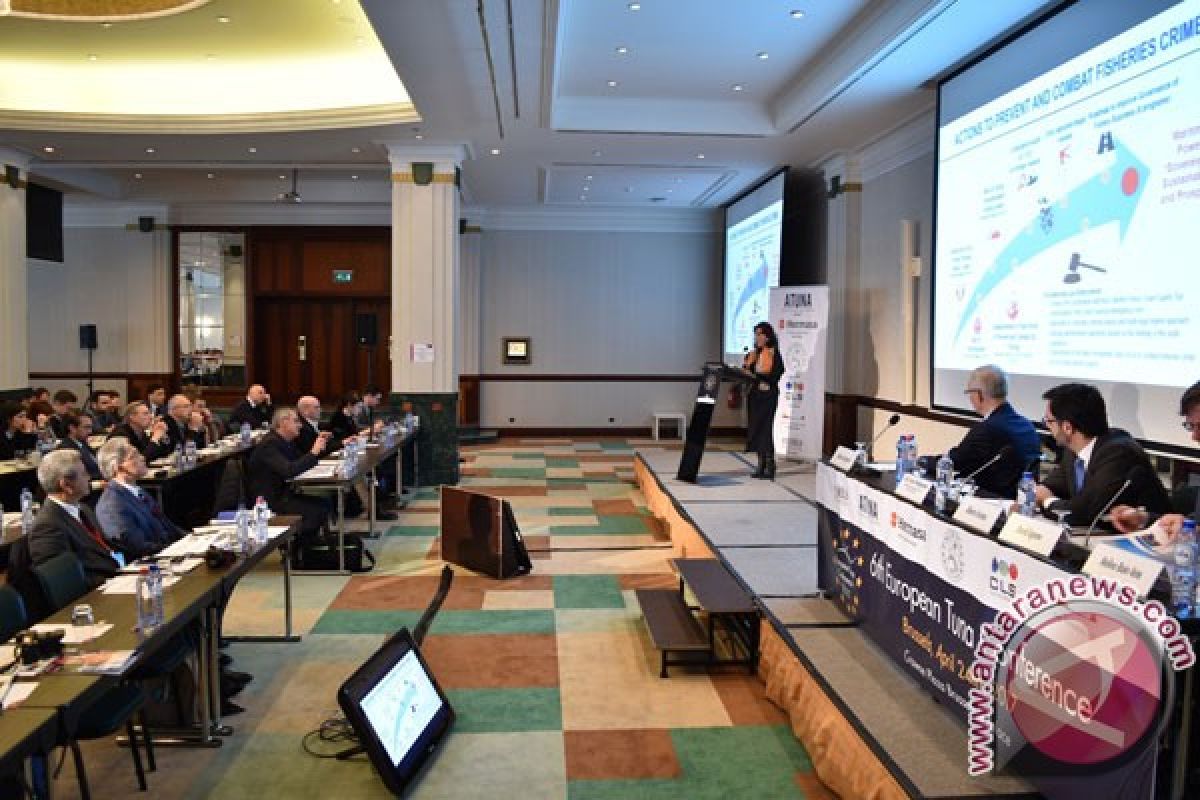 Menteri Susi presentasi di pembukaan "6th European Tuna Conference"