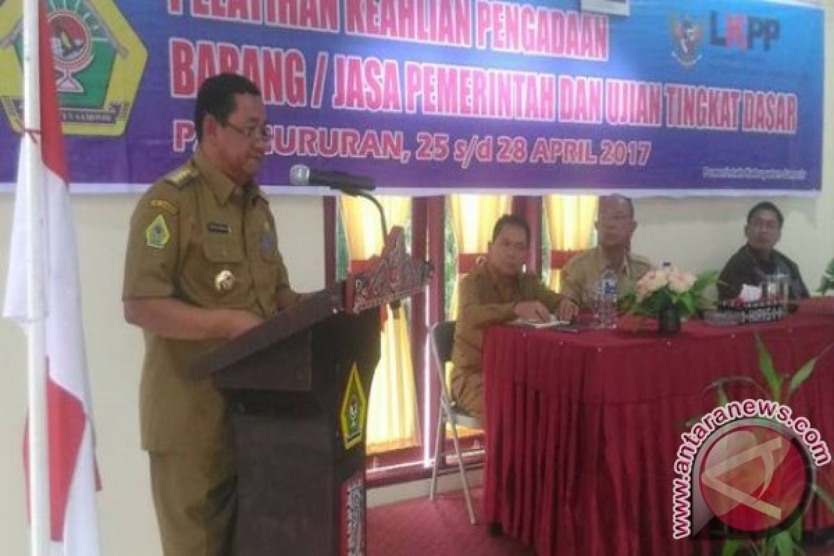 Pengetahuan PNS Samosir Tentang Pengadaan Barang Jasa Diperdalam