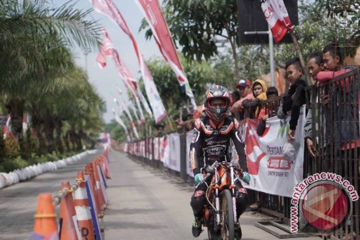 Gerry Setiawan tercepat di Motorsport Drag Bike Championship 2017