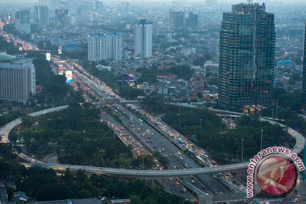 Simpang susun Semanggi ditargetkan selesai Agustus 2017