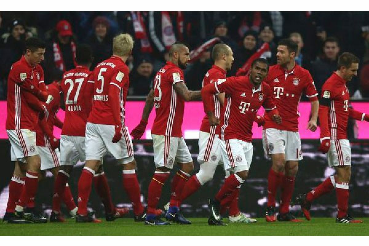 Bayern menang 3-1 pada pertandingan pembukaan musim