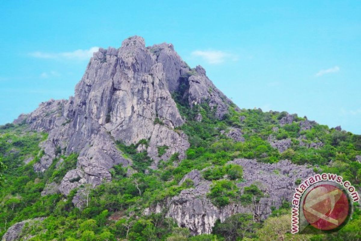 Objek Wisata Gunung Fatuleu Mulai Dibenahi