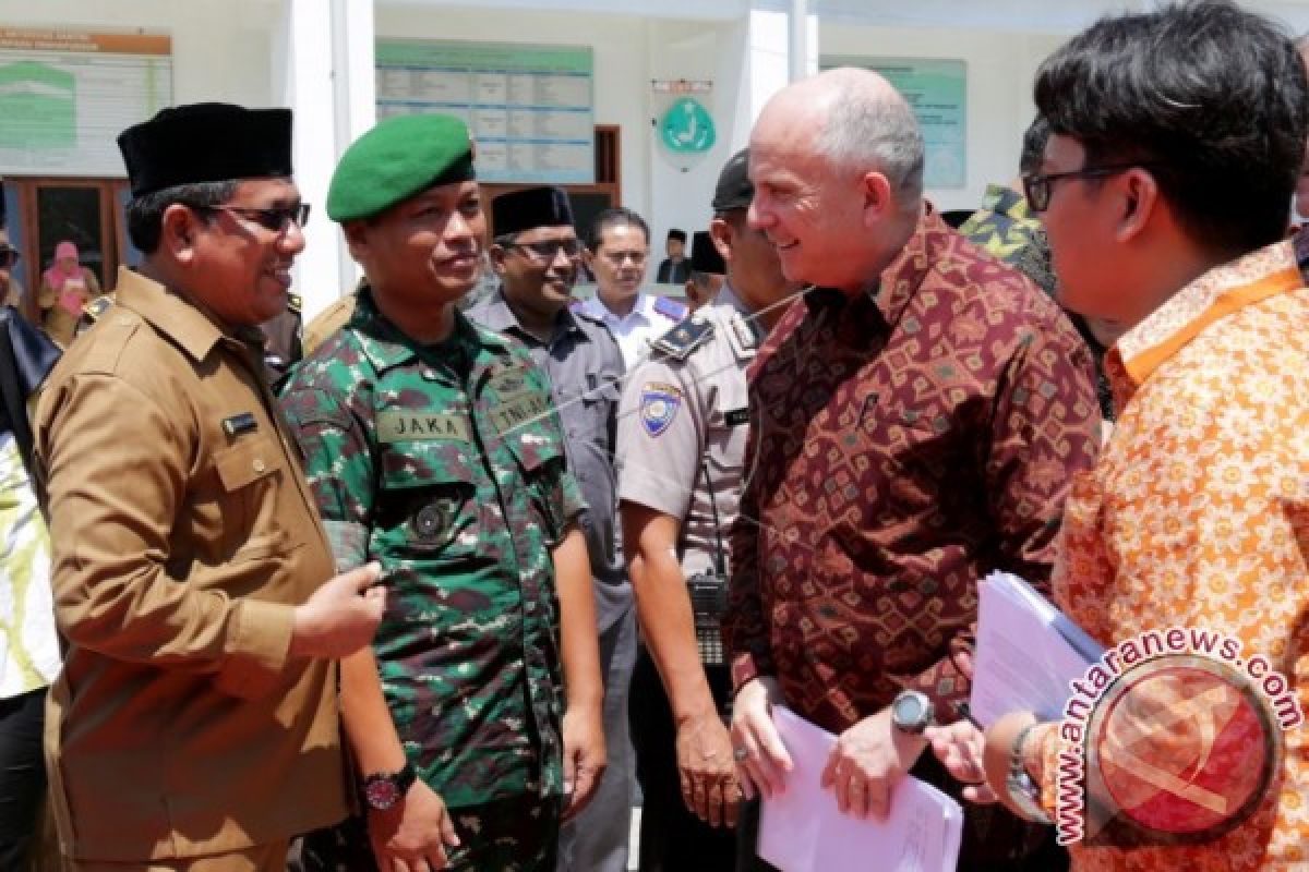 Dubes AS kagumi keindahan bawah laut Sabang