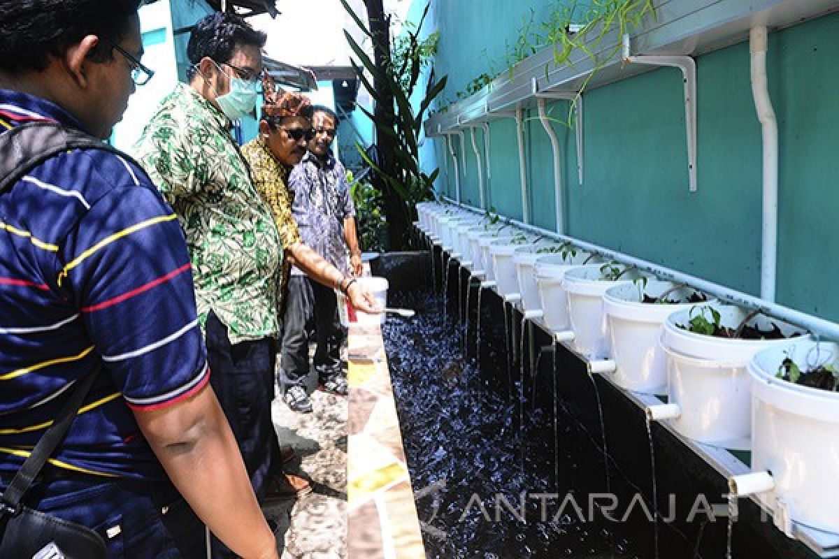 Kelurahan Genteng Wakili Surabaya Lomba Lingkungan Bersih Nasional