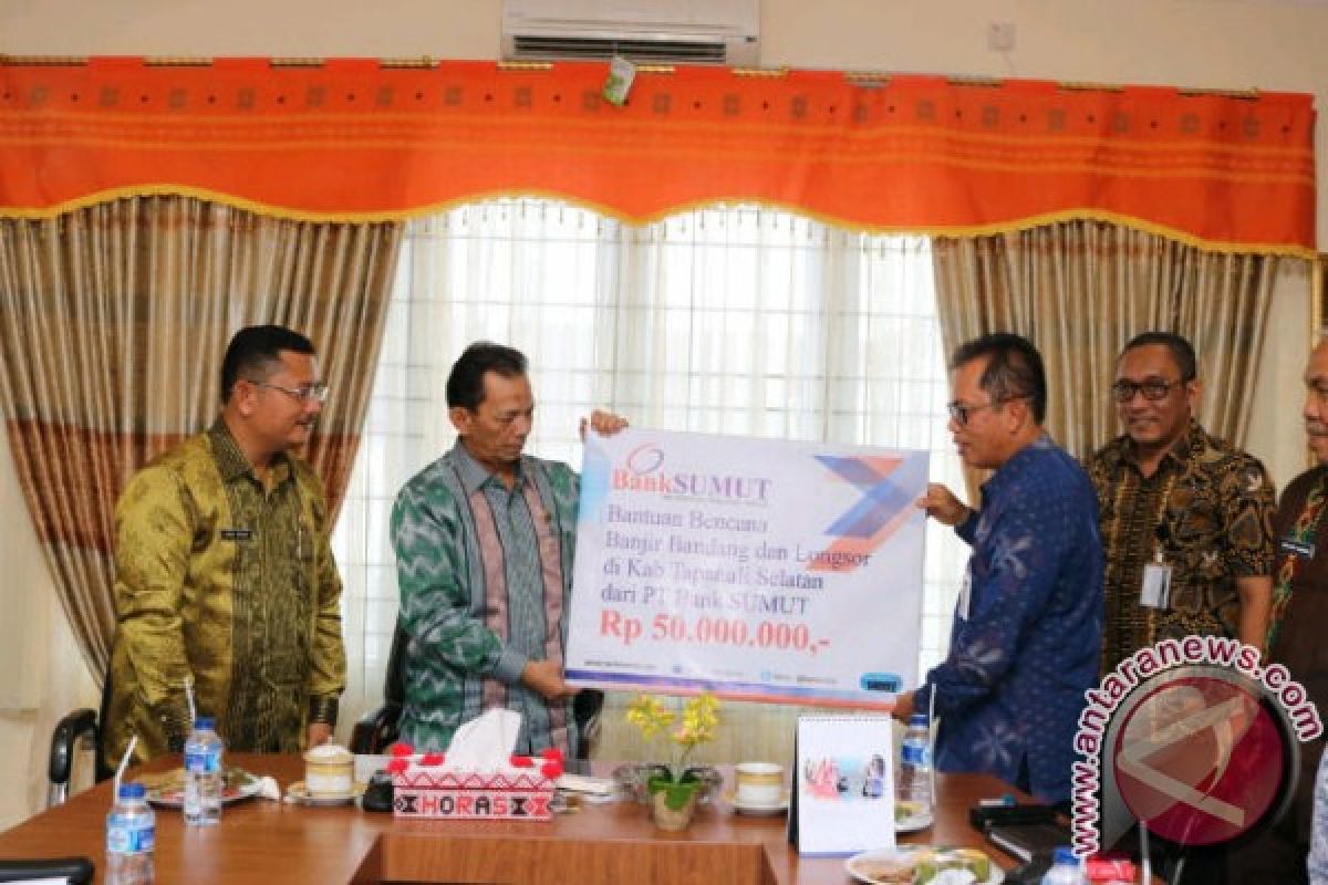 PT.Bank Sumut Serahkan Bantuan Restrukturisasi