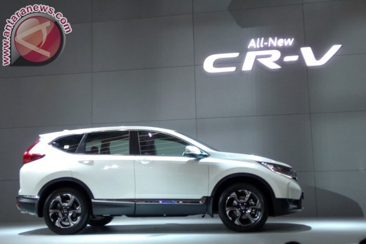 Honda CR-V Turbo diperkenalkan di IIMS 2017