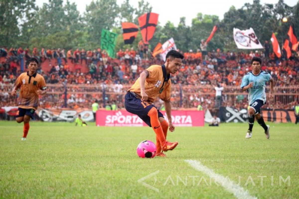 Sepak Bola - Persibo Masih akan Tambah Pemain Perkuat Tim