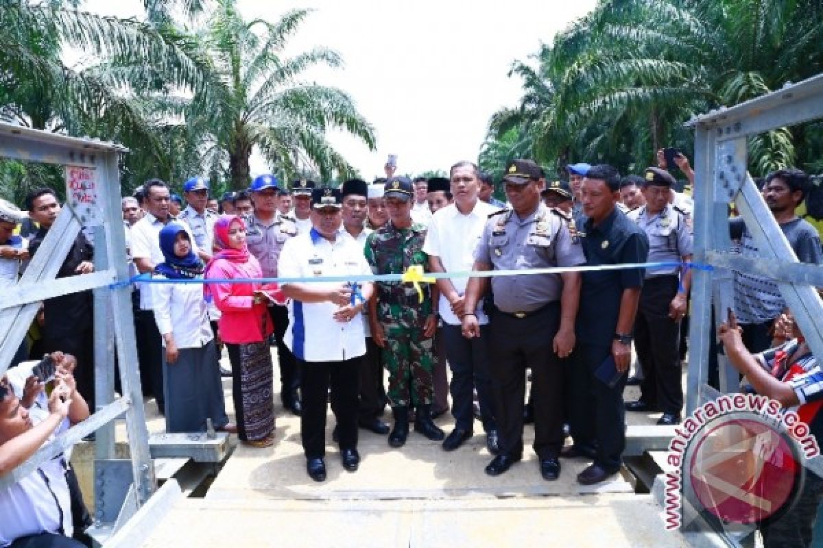 Bupati Resmikan Jembatan Rambin