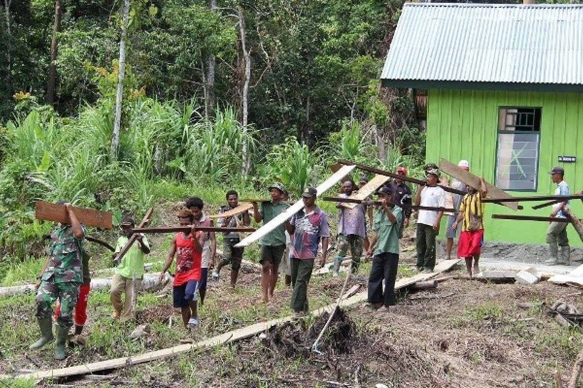 Warga Kampung Sach punya puskesmas pembantu