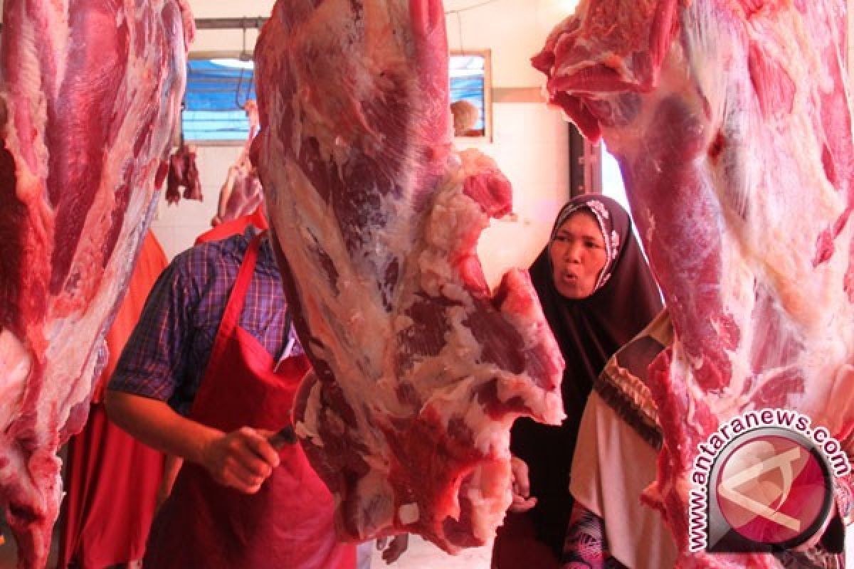 Harga Daging di Palembang Bertahan Rp130.000/kg