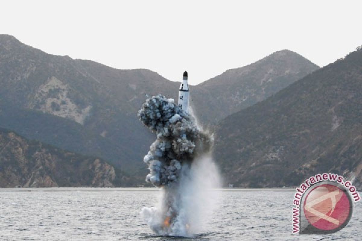 China minta semua pihak menahan diri usai peluncuran rudal Korut